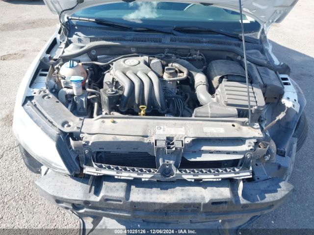 3VW2K7AJ2EM297681 Volkswagen Jetta 2.0l S