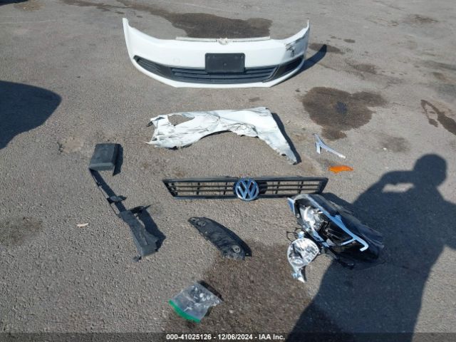 3VW2K7AJ2EM297681 Volkswagen Jetta 2.0l S