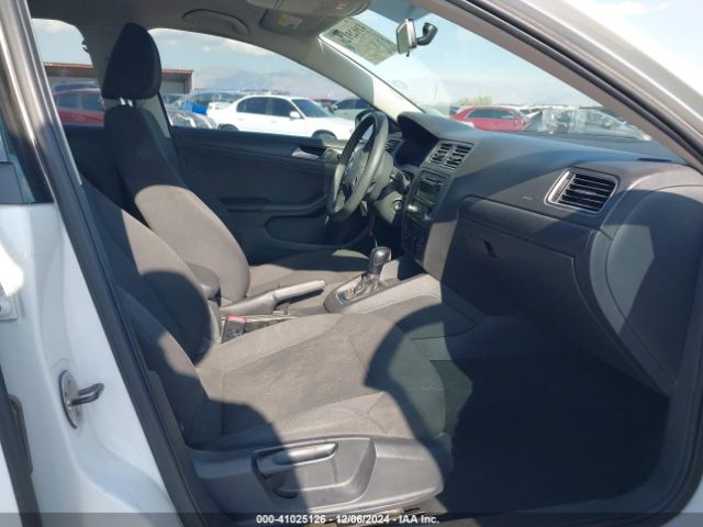 3VW2K7AJ2EM297681 Volkswagen Jetta 2.0l S