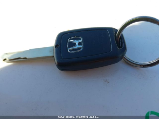 2HKRM4H39EH697373 Honda CR-V LX