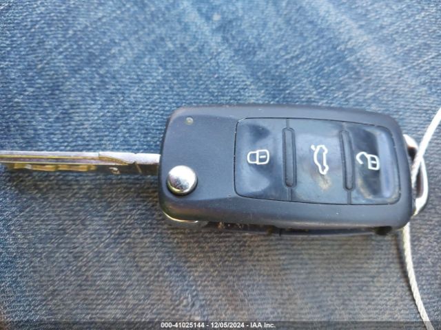 3VWD67AJ7GM211779 Volkswagen Jetta 1.4t Se