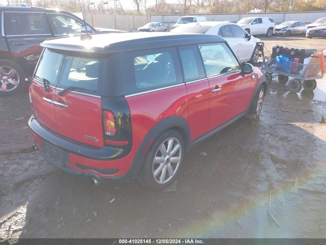 2008 MINI COOPER S CLUBMAN WMWMM33518TP89037 Photo 3