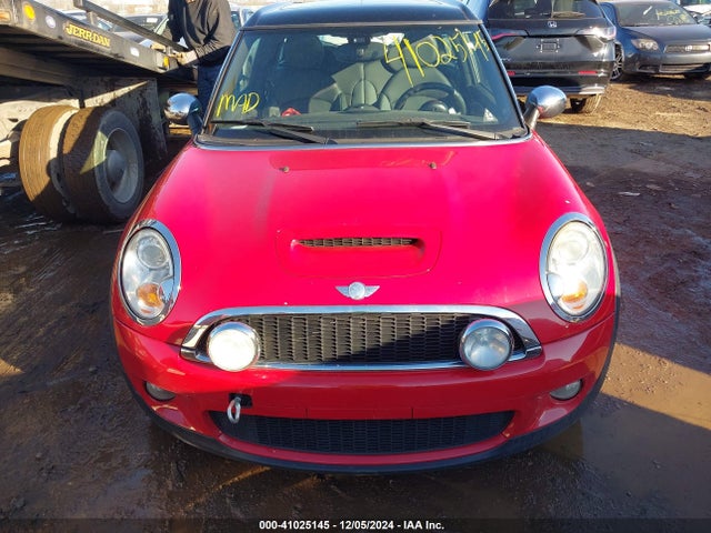 2008 MINI COOPER S CLUBMAN WMWMM33518TP89037 Photo 5