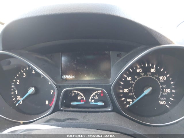 1FMCU0GD3KUA20180 Ford ESCAPE SE