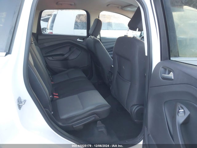 1FMCU0GD3KUA20180 Ford ESCAPE SE