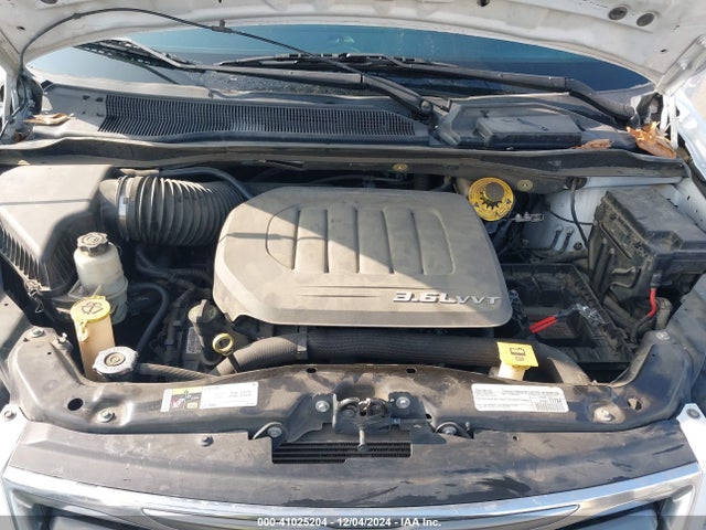 2C4RC1BG2FR716184 Chrysler Town & Country Touring