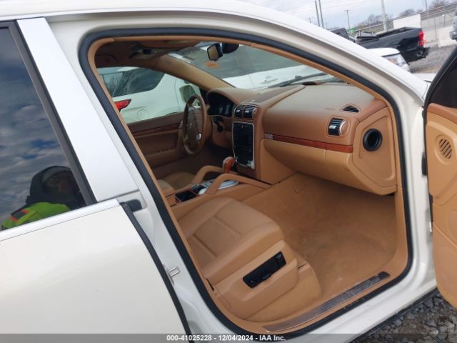 2010 PORSCHE CAYENNE WP1AA2AP6ALA07767 Photo 4