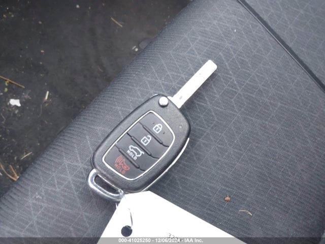 Hyundai TUCSON SE 2016 KM8J33A40GU118255 Image 11