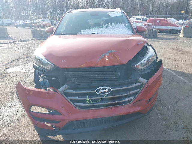 Hyundai TUCSON SE 2016 KM8J33A40GU118255 Image 12