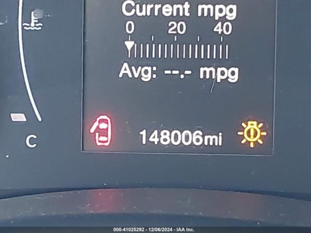 ZACCJABBXHPE84005 Jeep Renegade Latitude Fwd