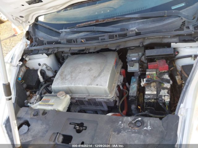 1N4AZ0CP3GC304585 Nissan LEAF S