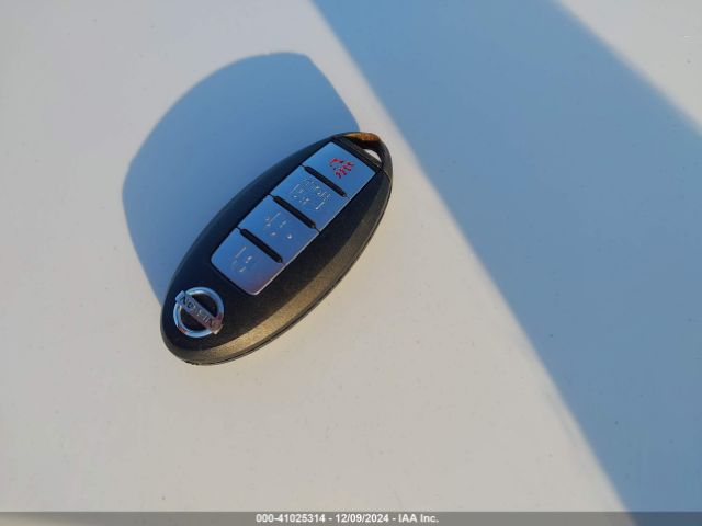1N4AZ0CP3GC304585 Nissan LEAF S