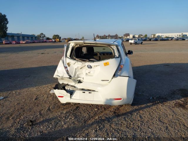 1N4AZ0CP3GC304585 Nissan LEAF S