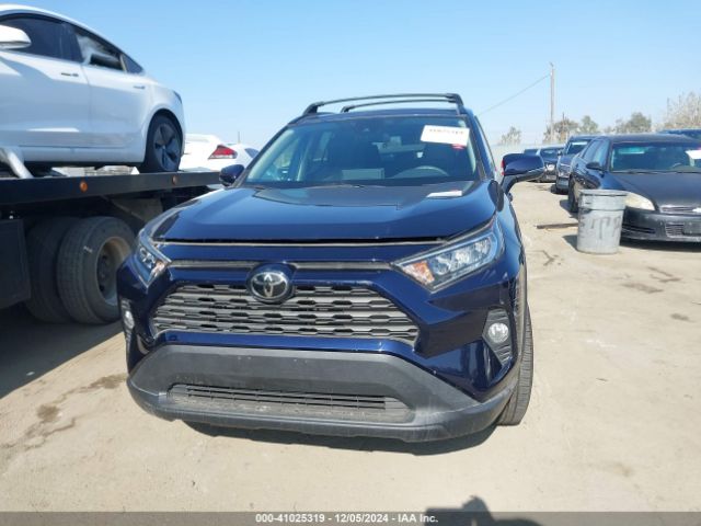 2T3C1RFV1MW183931 Toyota Rav4 Xle Premium