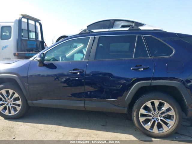 2T3C1RFV1MW183931 Toyota Rav4 Xle Premium