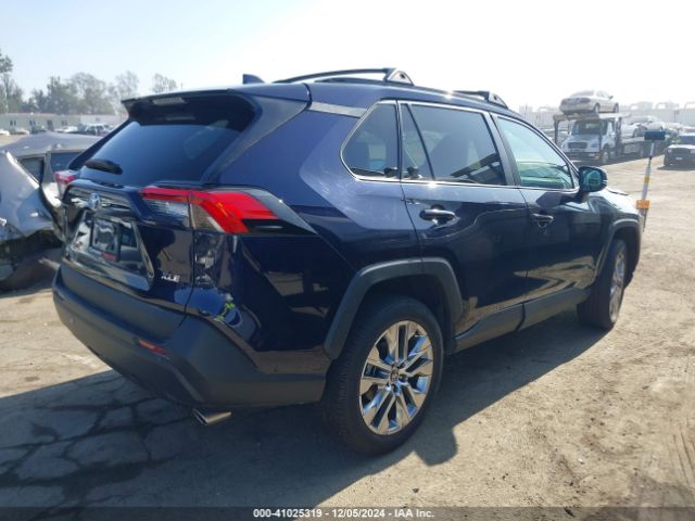 2T3C1RFV1MW183931 Toyota Rav4 Xle Premium