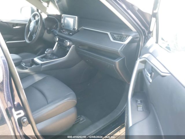 2T3C1RFV1MW183931 Toyota Rav4 Xle Premium