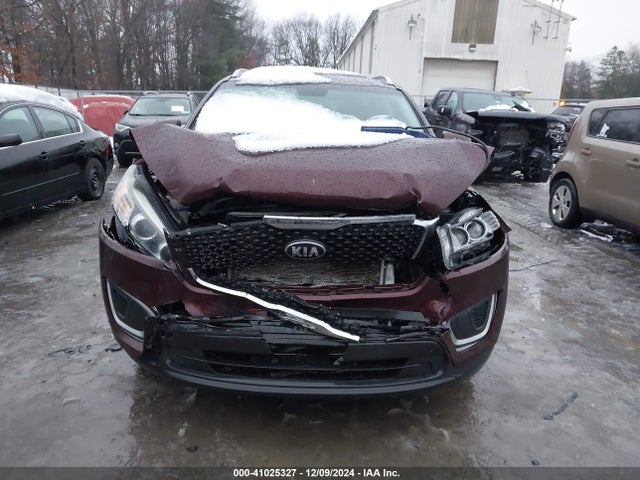 5XYPGDA32GG128755 KIA Sorento 2.4l Lx