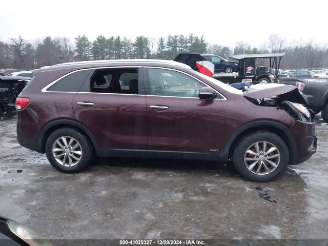 5XYPGDA32GG128755 KIA Sorento 2.4l Lx