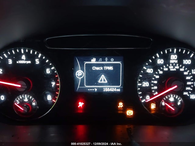 5XYPGDA32GG128755 KIA Sorento 2.4l Lx