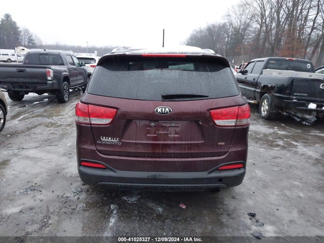5XYPGDA32GG128755 KIA Sorento 2.4l Lx