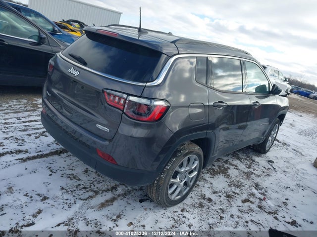 Jeep Compass Latitude Lux 4x4 2022 3C4NJDFB2NT112229 Image 4