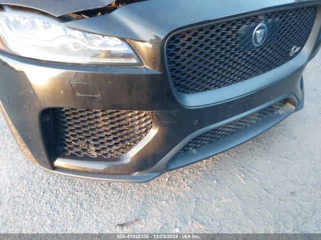 SADCZ2EE5KA614479 Jaguar F-pace Svr
