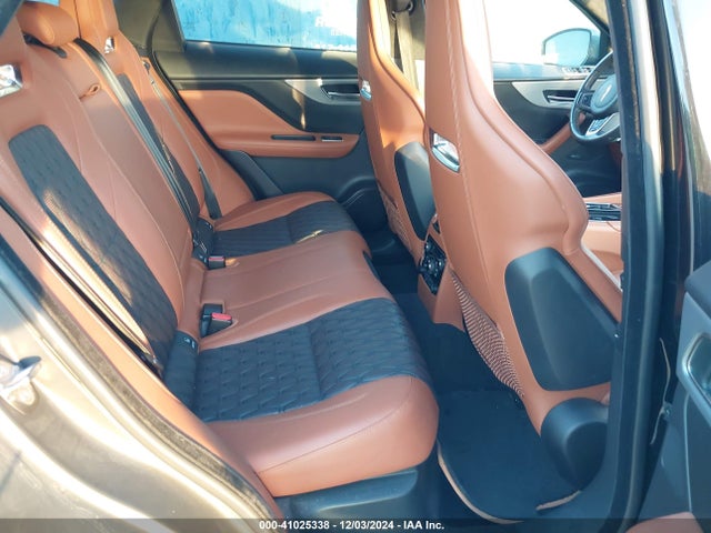 SADCZ2EE5KA614479 Jaguar F-pace Svr