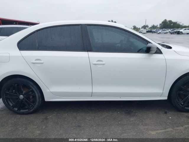 3VW2K7AJ0EM387539 Volkswagen Jetta 2.0l S