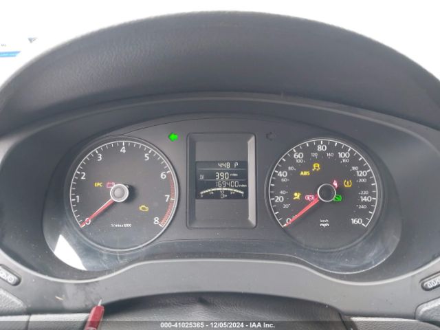 3VW2K7AJ0EM387539 Volkswagen Jetta 2.0l S
