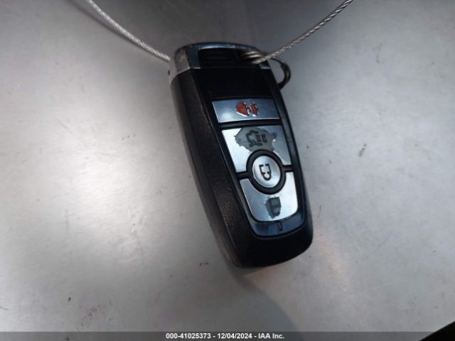 3FA6P0HD8JR257217 Ford FUSION SE