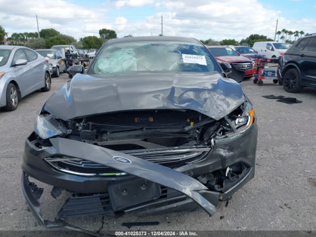 3FA6P0HD8JR257217 Ford FUSION SE