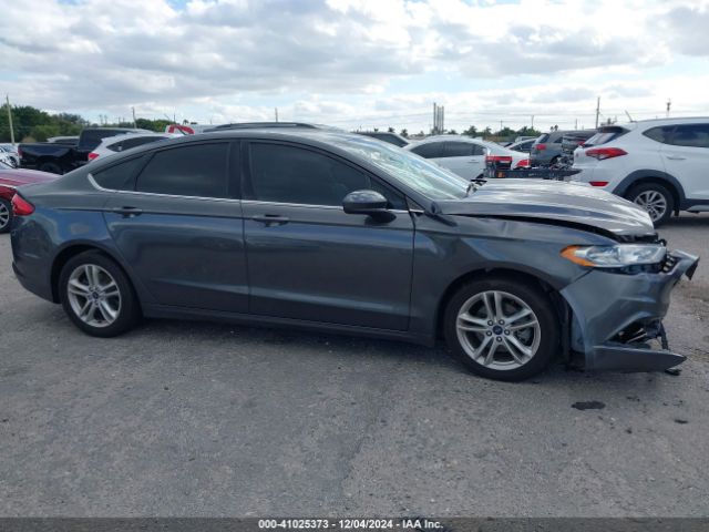 3FA6P0HD8JR257217 Ford FUSION SE