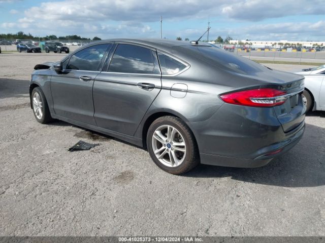 3FA6P0HD8JR257217 Ford FUSION SE