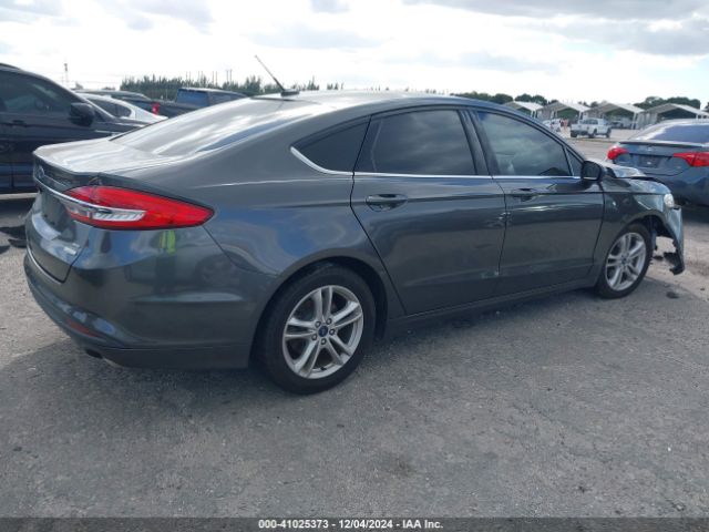 3FA6P0HD8JR257217 Ford FUSION SE