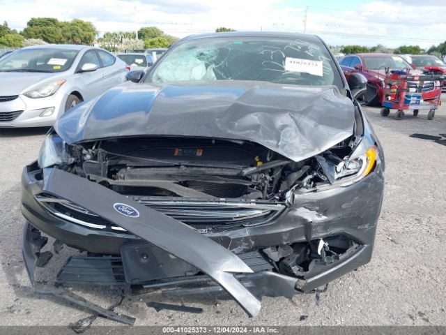 3FA6P0HD8JR257217 Ford FUSION SE