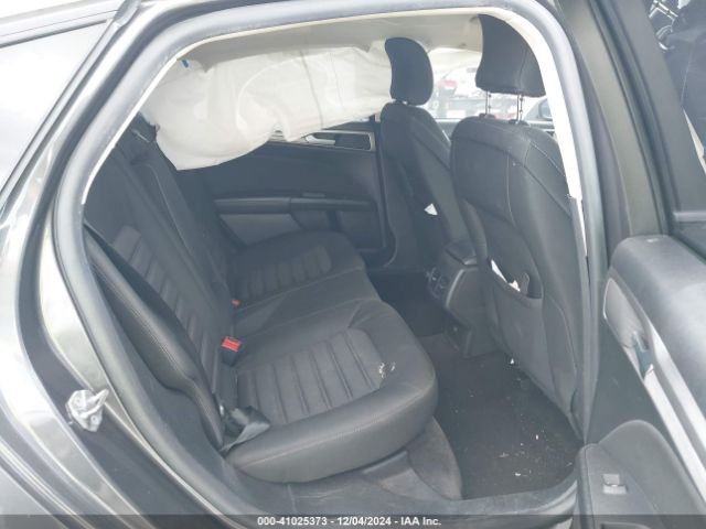 3FA6P0HD8JR257217 Ford FUSION SE