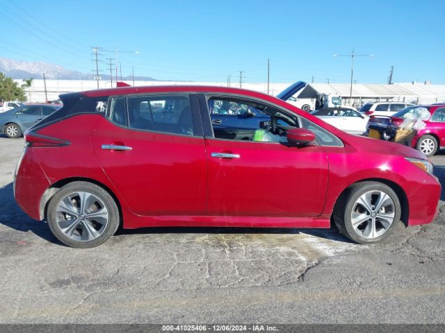 1N4AZ1CP8JC308063 Nissan Leaf Sl
