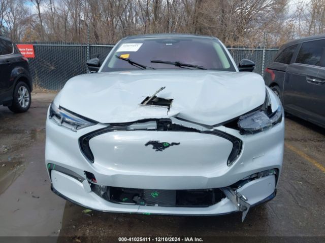 3FMTK3SU7NMA58406 Ford Mustang Mach-e Premium