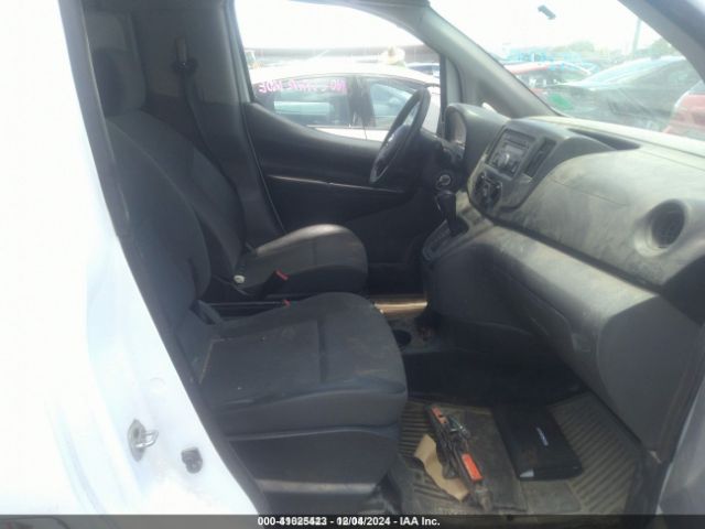 3N6CM0KN6HK698237 Nissan Nv200 S