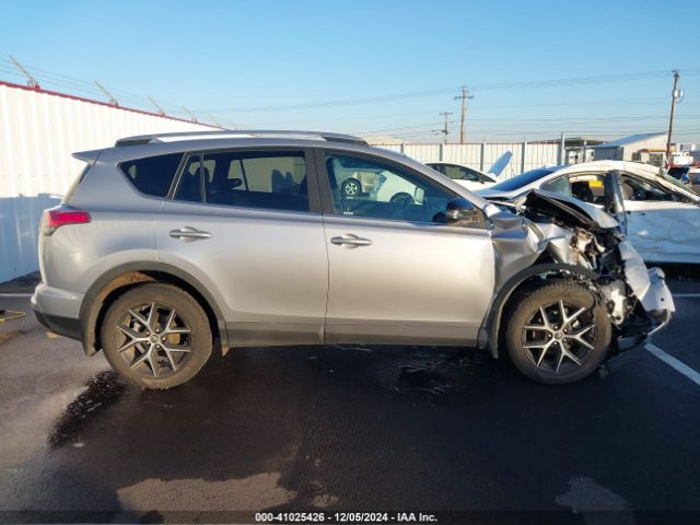 2T3JFREV4GW480514 Toyota RAV4 SE