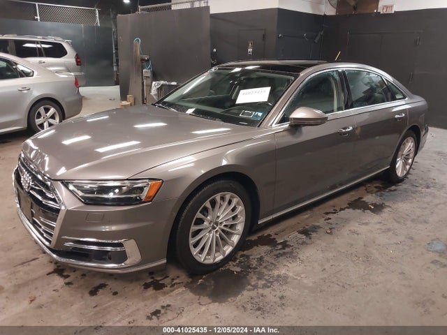 Audi A8 L 55 2019 WAU8DAF85KN007894 Image 2