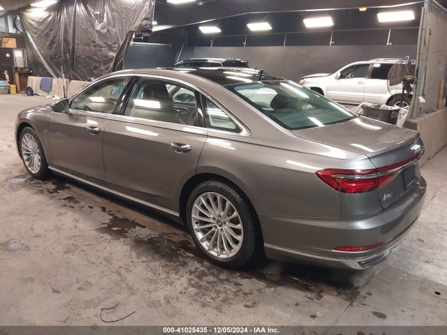 Audi A8 L 55 2019 WAU8DAF85KN007894 Image 3
