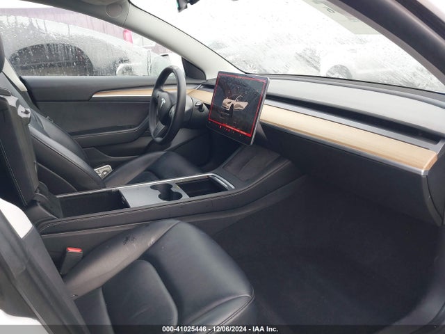 2022 TESLA MODEL 3 5YJ3E1EB6NF206639 Photo 4