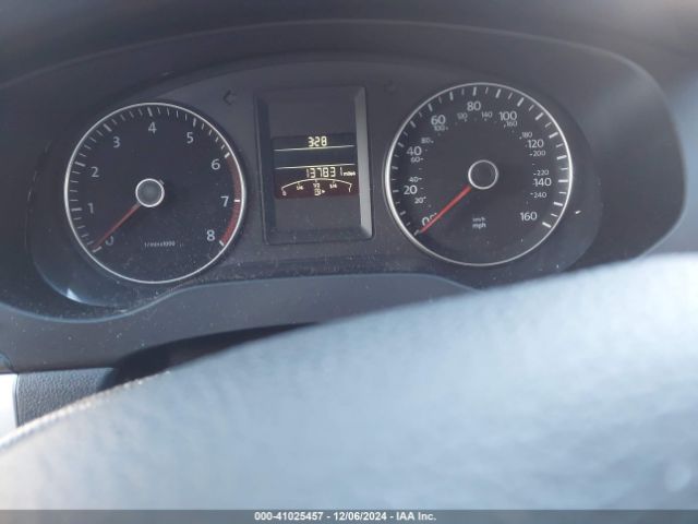 3VWD17AJ4EM390276 Volkswagen Jetta 1.8t Se