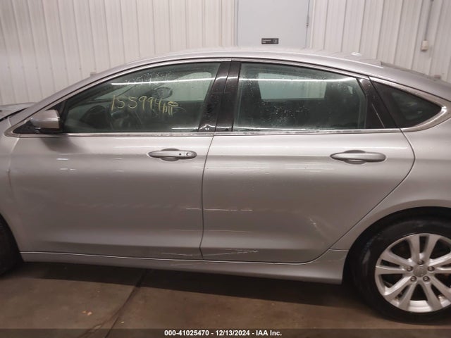 Chrysler 200 Limited 2015 1C3CCCABXFN602961 Image 14