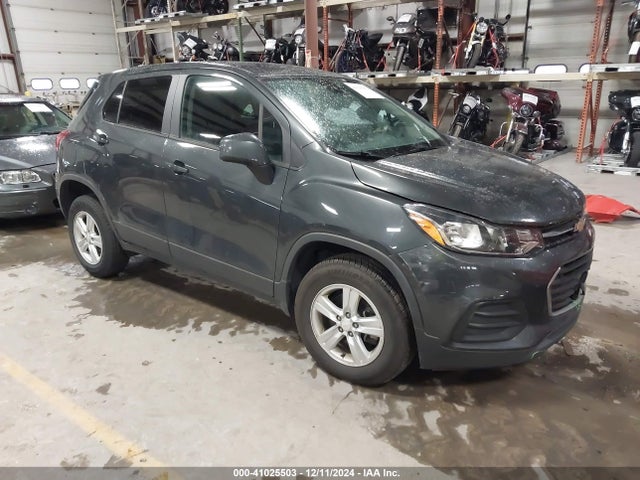 Chevrolet TRAX LS 2019 3GNCJNSB8KL226693 Image 1