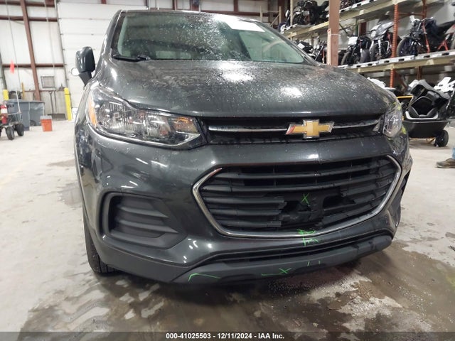 Chevrolet TRAX LS 2019 3GNCJNSB8KL226693 Image 6