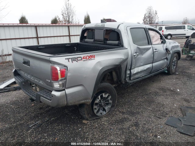 3TMCZ5AN9MM401334 Toyota Tacoma Trd Off-road