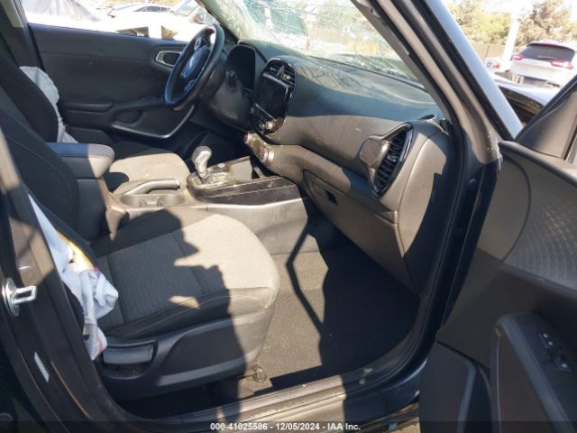 KNDJ33AU3L7083823 KIA SOUL EX